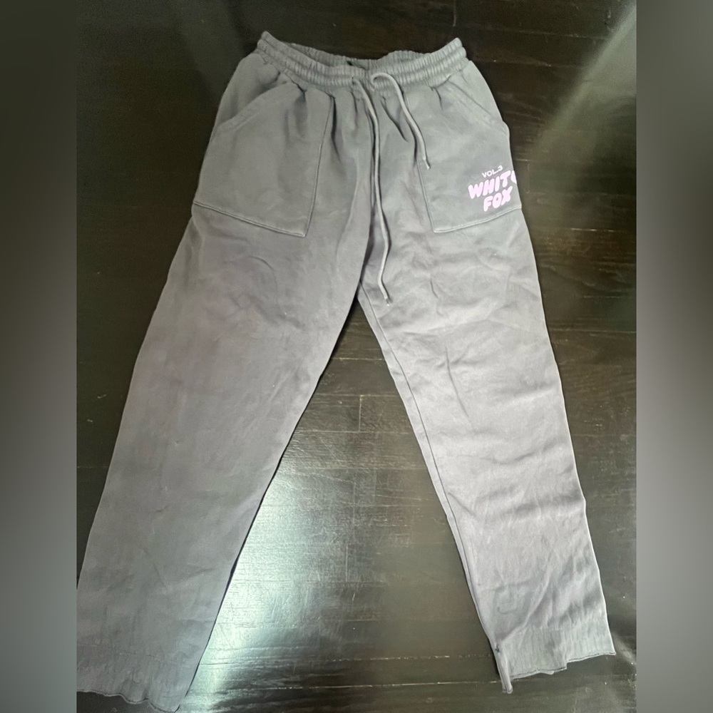 White Fox Boutique Vol. 3 Offstage Sweatpants - Grey - Size Medium